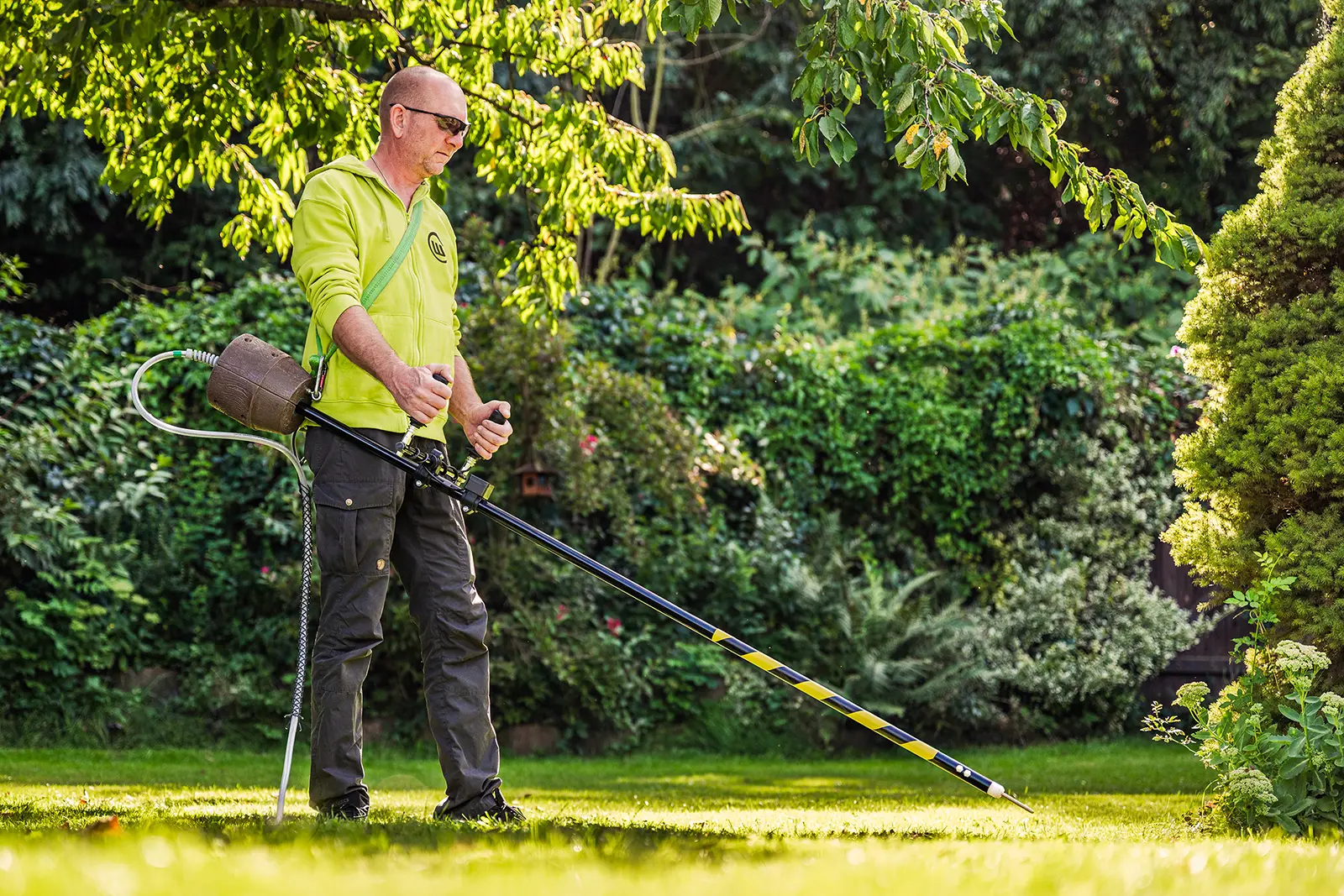 Japanknöterich und andere Schadpflanzen mittels Strom vernichten